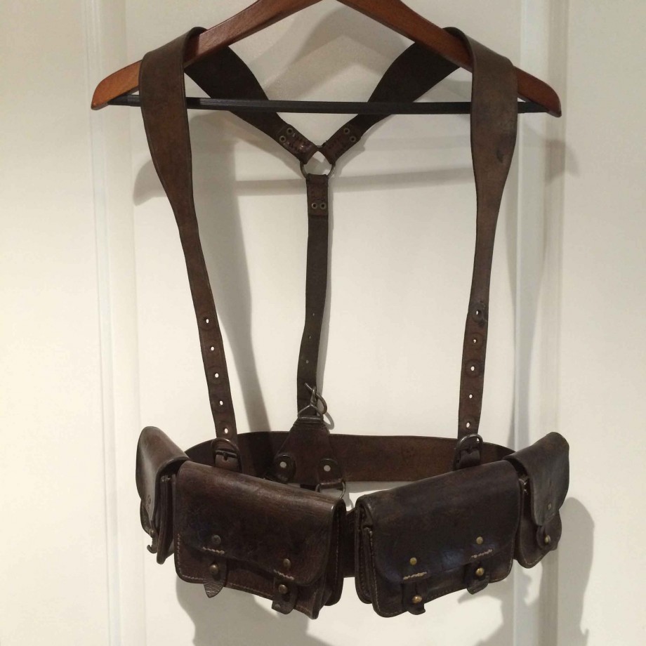 1_front_pouch